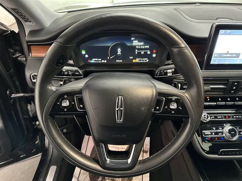 Used 2021 Lincoln Corsair Reserve w/ Equipment Group 201A image 30