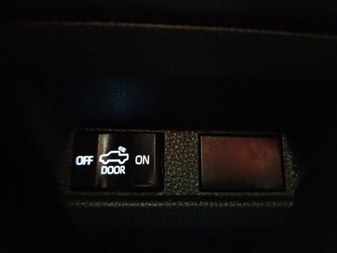 Certified 2024 Toyota Tacoma SR5 image 58