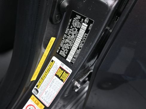 Used 2019 Toyota Camry XSE image 8