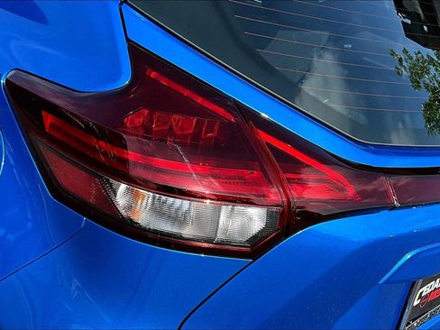 Used 2025 Nissan Kicks Play S image 14