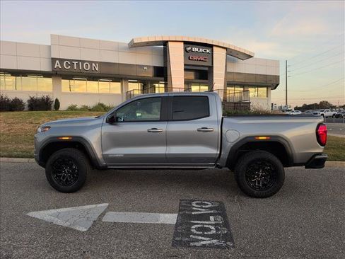 New 2026 GMC Canyon Elevation w/ Convenience Package image 2