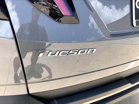 Certified 2024 Hyundai Tucson SEL w/ Convenience Package FWD image 29