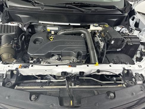 Used 2023 Chevrolet Equinox LS w/ LS Convenience Package AWD/4WD image 27