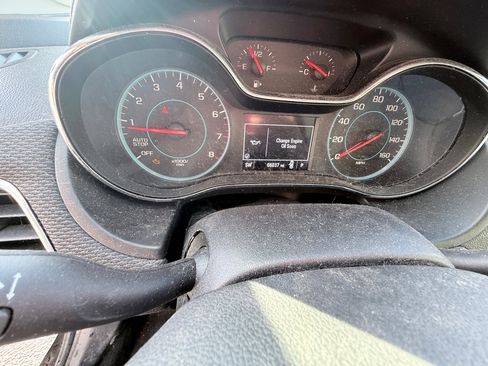 Used 2018 Chevrolet Cruze LS image 19