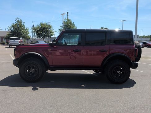 Certified 2025 Ford Bronco Badlands AWD/4WD image 7