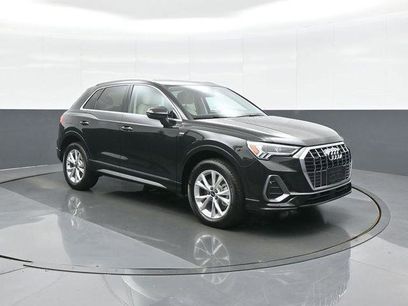 Certified 2025 Audi Q3 2.0T Premium w/ Convenience Package