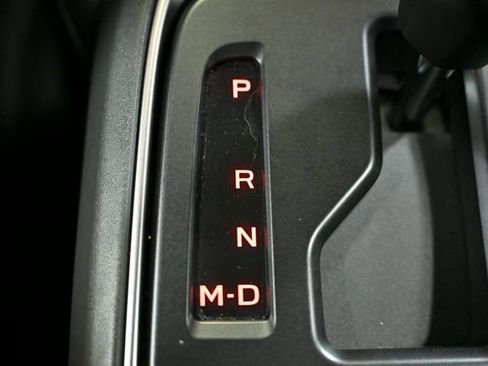 Certified 2025 Subaru Crosstrek 2.0i Premium image 30