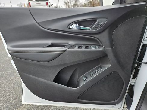 Used 2019 Chevrolet Equinox Premier image 30