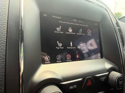 Used 2019 Dodge Durango GT AWD/4WD image 33