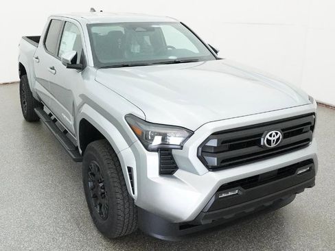 New 2026 Toyota Tacoma SR5 RWD image 17
