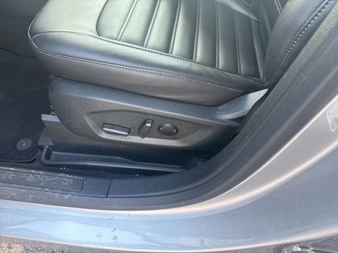 Used 2022 Ford Edge SEL w/ Class II Trailer Tow Package image 21