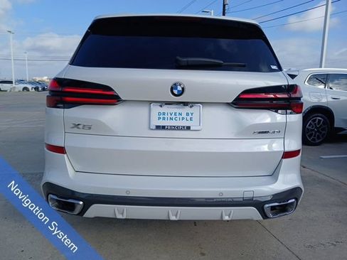 Used 2024 BMW X5 sDrive40i w/ M Sport Package RWD image 8