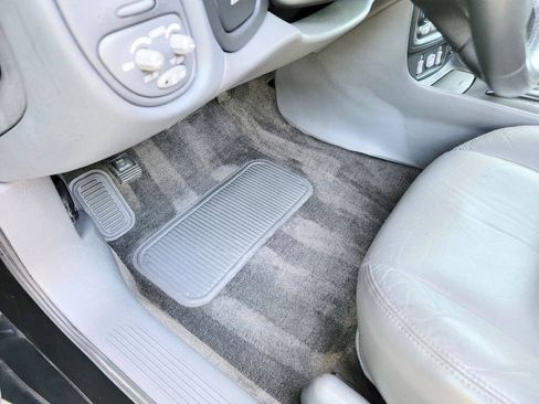 Used 2003 Pontiac Bonneville SSEi FWD image 9