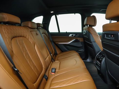 Certified 2023 BMW X5 M50i w/ Executive Package image 27