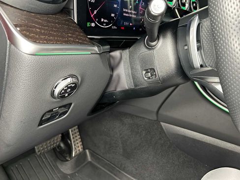 Certified 2025 Mercedes-Benz GLC 300 GLC 300 image 24