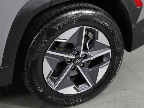 Used 2026 Hyundai Tucson SEL FWD image 13