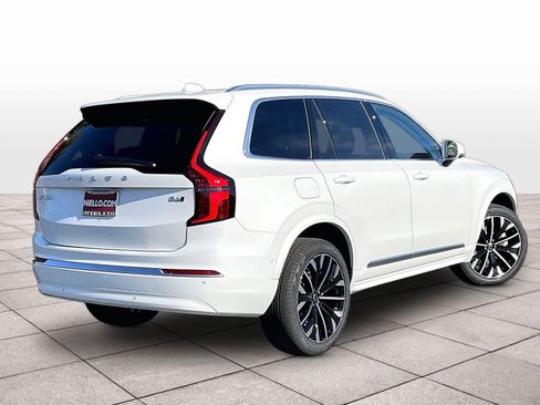 New 2026 Volvo XC90 B6 Ultra w/ Protection Package image 4