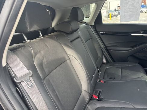 Used 2022 Kia Seltos EX image 8