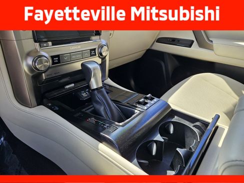 Used 2020 Lexus GX 460 Premium w/ Premium Package AWD/4WD image 23