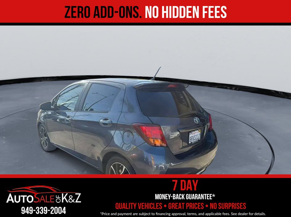 Used 2017 Toyota Yaris SE w/ Carpet Mat Package FWD image 3