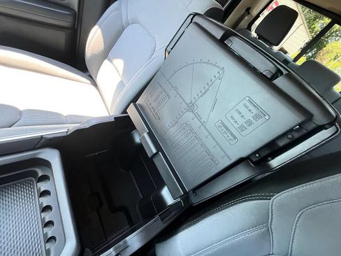 Used 2020 RAM 1500 Big Horn AWD/4WD image 28