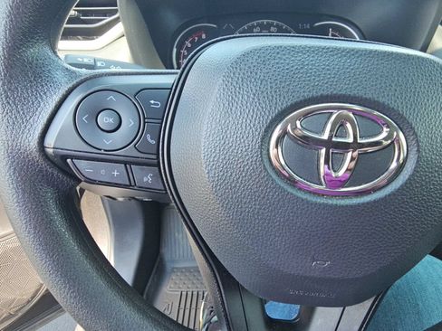 Certified 2025 Toyota RAV4 XLE AWD/4WD image 11