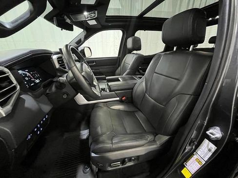 Used 2024 Toyota Tundra Platinum AWD/4WD image 11