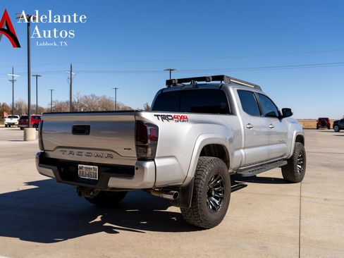 Used 2021 Toyota Tacoma TRD Off-Road image 3