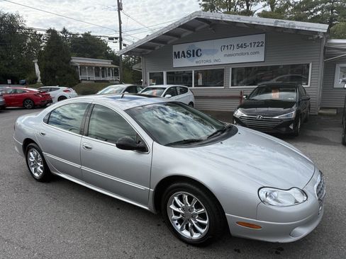 Used 2002 Chrysler Concorde Limited image 29
