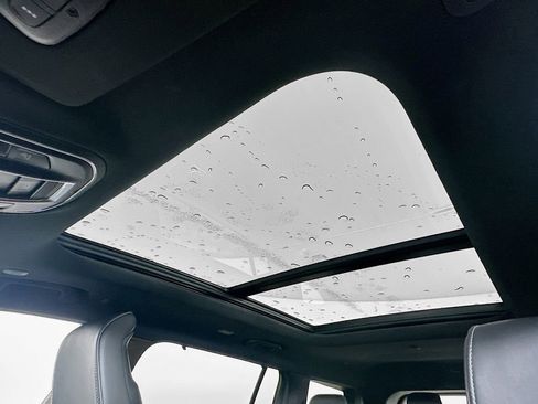 New 2025 Jeep Grand Cherokee L Overland w/ Luxury Tech Group IV image 14