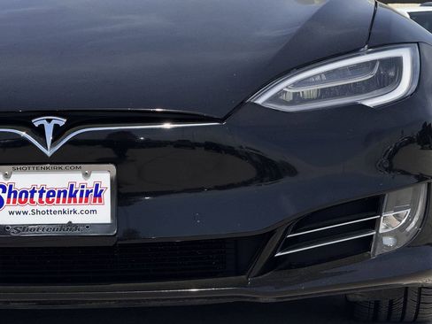 Used 2019 Tesla Model S Performance image 8