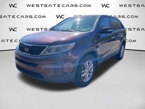 Used 2015 Kia Sorento LX image 1