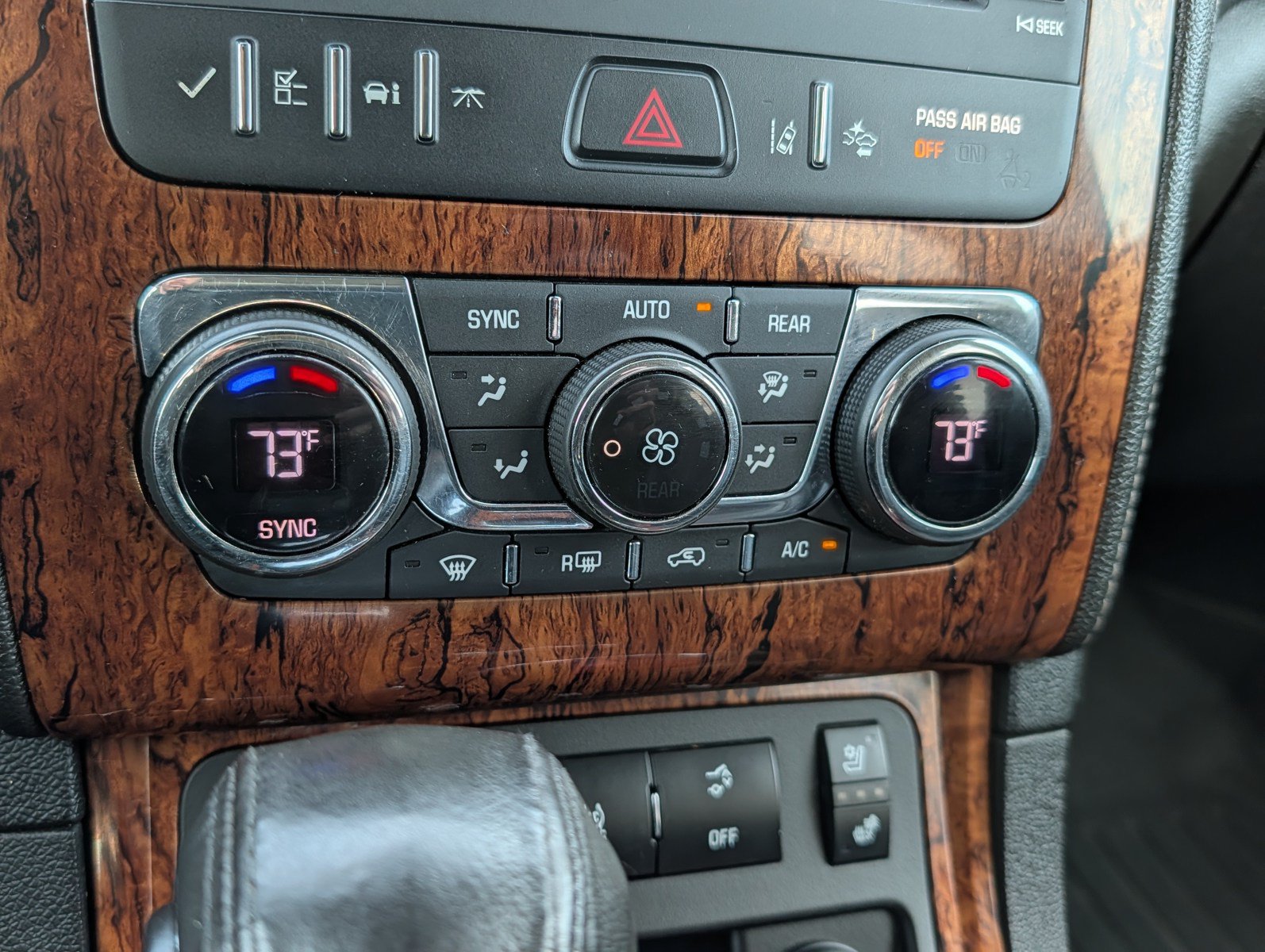 Used 2014 Chevrolet Traverse LTZ AWD/4WD image 30