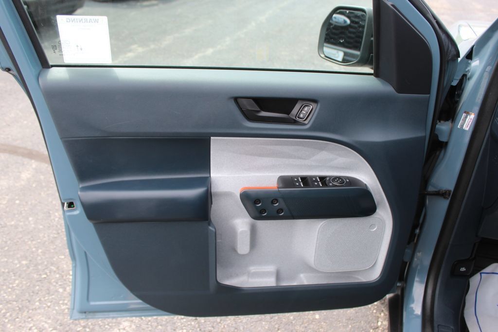 Used 2023 Ford Maverick XLT FWD image 19