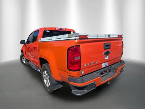 Used 2019 Chevrolet Colorado W/T w/ WT Convenience Package RWD image 2