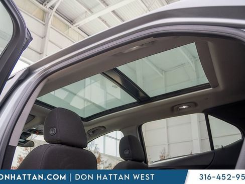 Used 2023 Chevrolet Equinox LT image 23