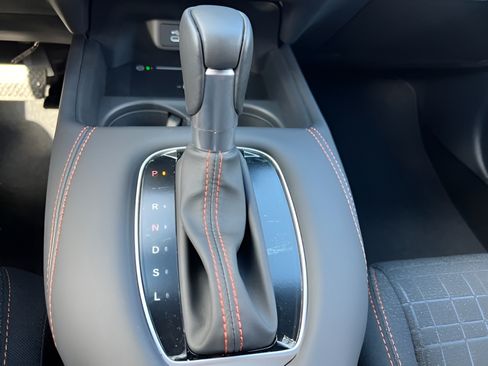 Certified 2026 Honda HR-V Sport image 22