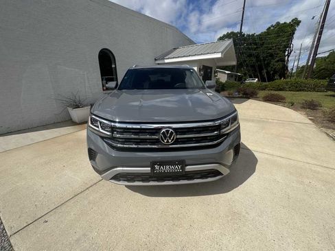 Used 2021 Volkswagen Atlas Cross Sport SE image 3