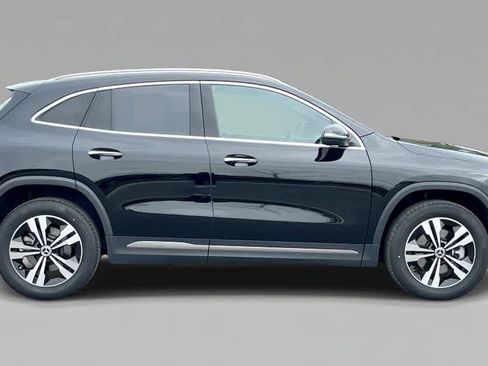 Used 2026 Mercedes-Benz GLA 250 4MATIC image 6