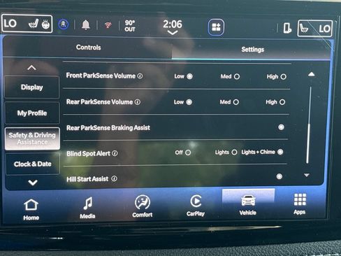 New 2027 Chrysler Pacifica Select FWD image 7