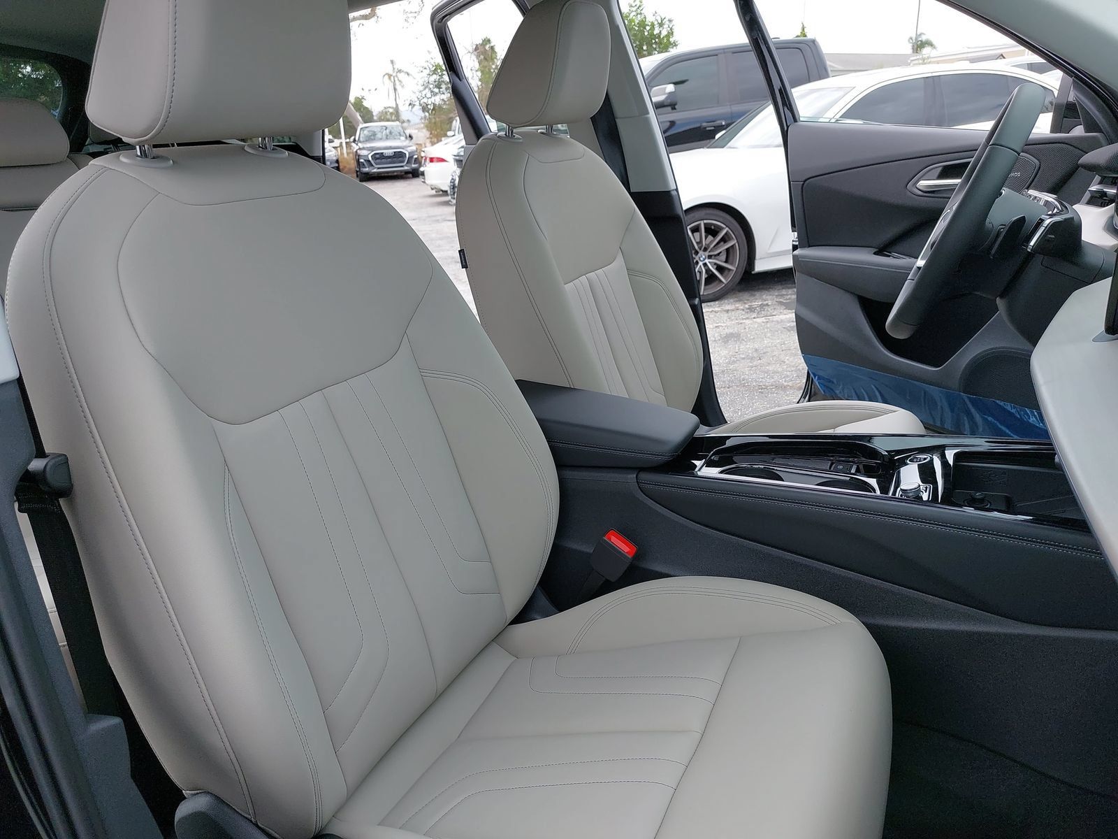 New 2026 Audi Q3 quattro 2.0T AWD/4WD image 10