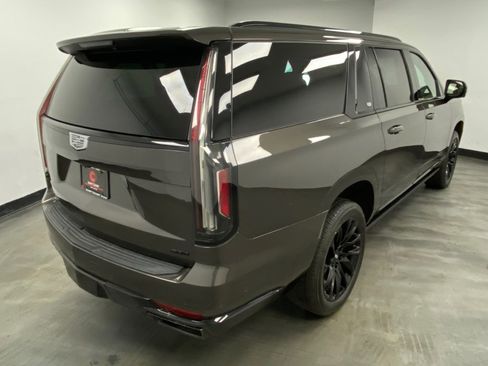 Used 2021 Cadillac Escalade ESV Sport Platinum w/ LPO, ONYX Package image 6