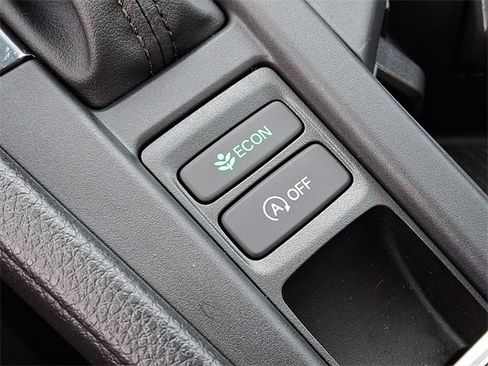 Certified 2025 Honda Accord SE image 24