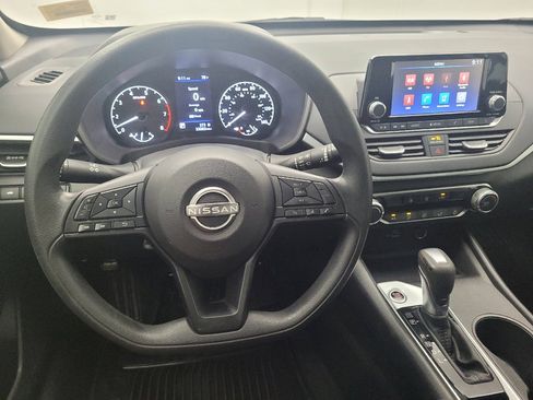 Used 2023 Nissan Altima 2.5 S FWD image 22