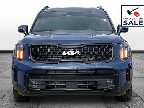 Used 2024 Kia Telluride SX Prestige X-Line AWD/4WD image 3