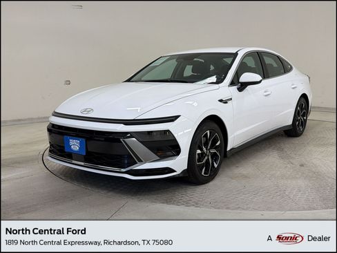 Used 2025 Hyundai Sonata SEL FWD image 1