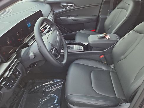 New 2026 Kia Sportage EX image 18