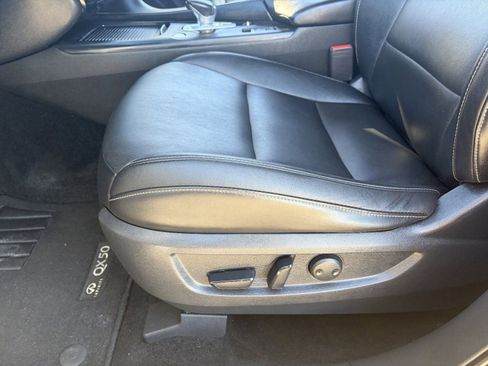 Used 2021 INFINITI QX50 Luxe w/ Appearance Package image 23