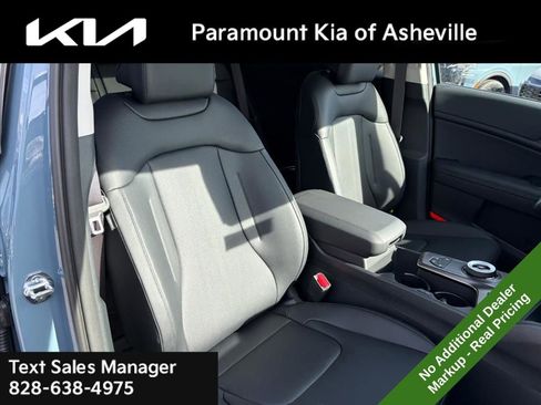 New 2026 Kia Sportage EX image 21