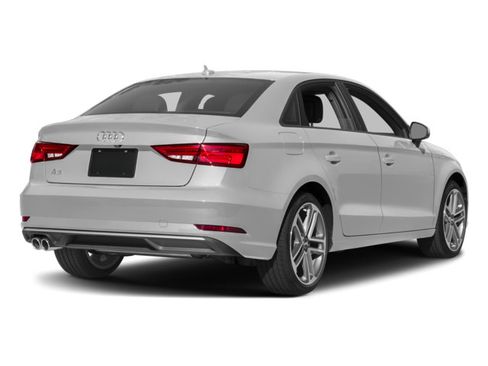 Used 2017 Audi A3 2.0T Premium FWD image 4